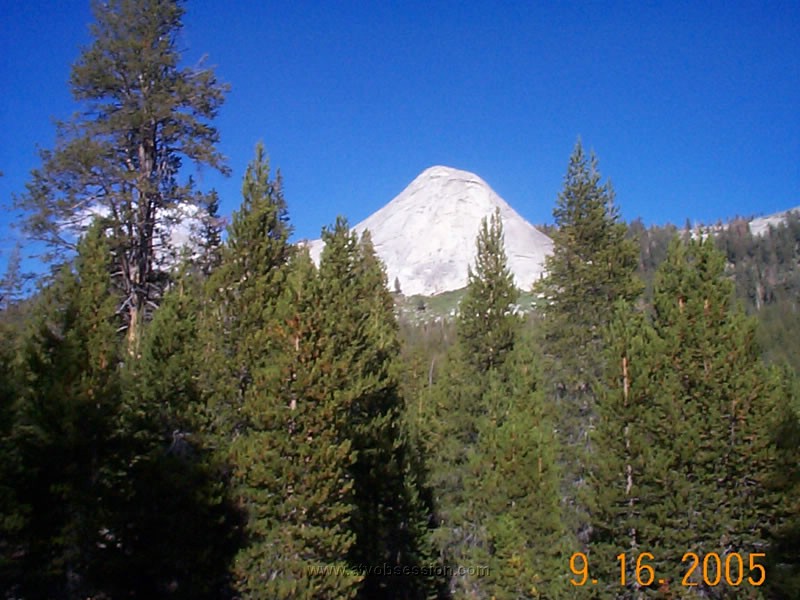 07. We take a break at Old Man Face Mountain..jpg