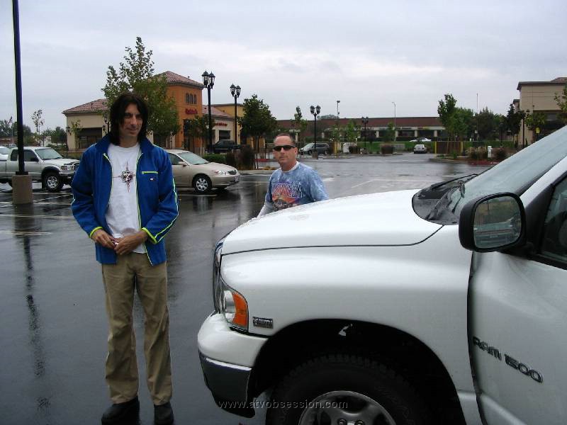 01. Scott and Terry grabbing lunch..jpg